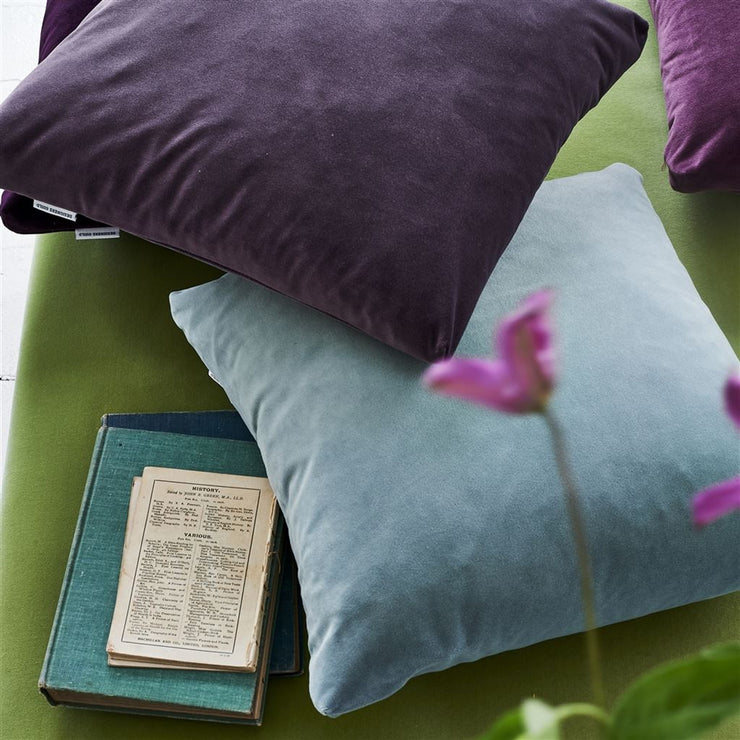 Designers Guild Essentials Velluto Stretto Dusk