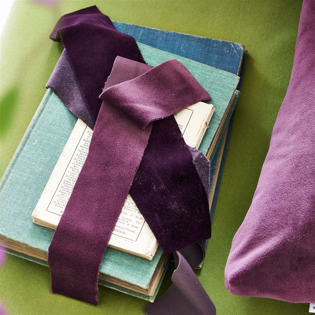 Designers Guild Essentials Velluto Grape