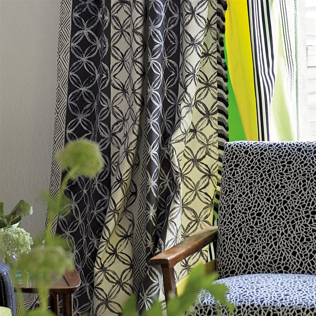 Designers Guild Kirkton - Noir