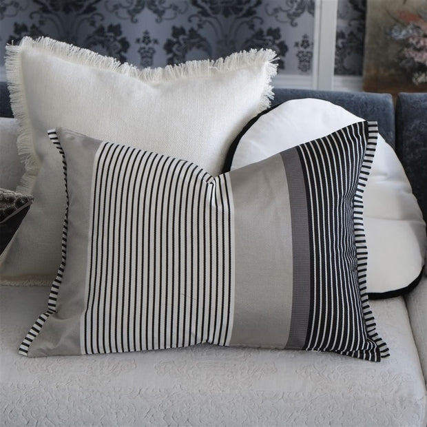 Designers Guild Orsoglio - Noir