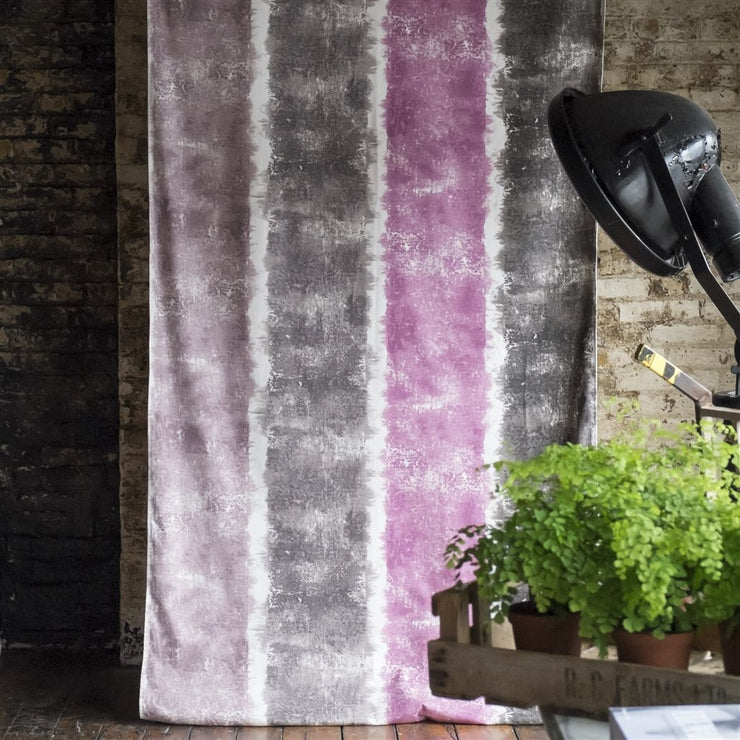 Designers Guild Mapuche - Damson