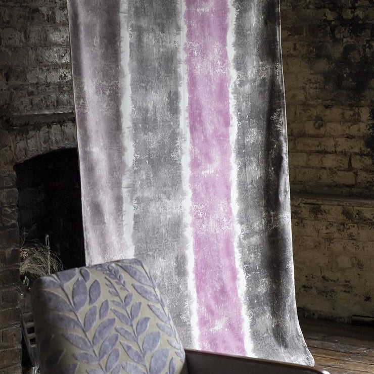 Designers Guild Mapuche - Damson