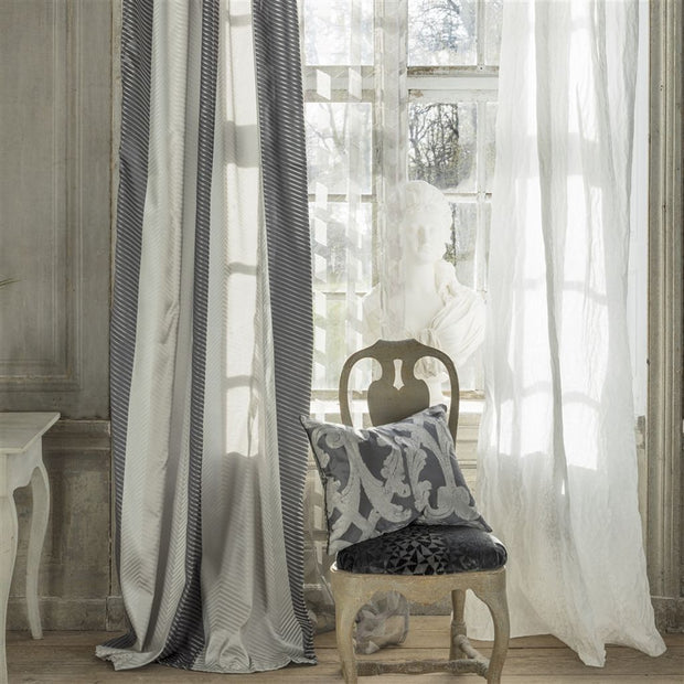 Designers Guild Loggia - Ultramarine