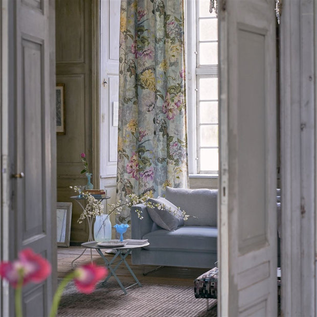 Designers Guild Delft Flower Sky