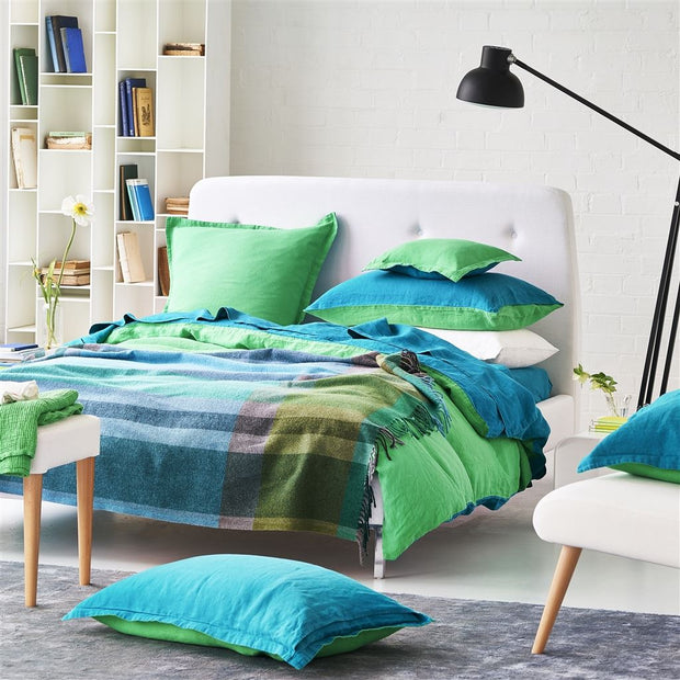 Designers Guild Bampton Emerald Woven Throw